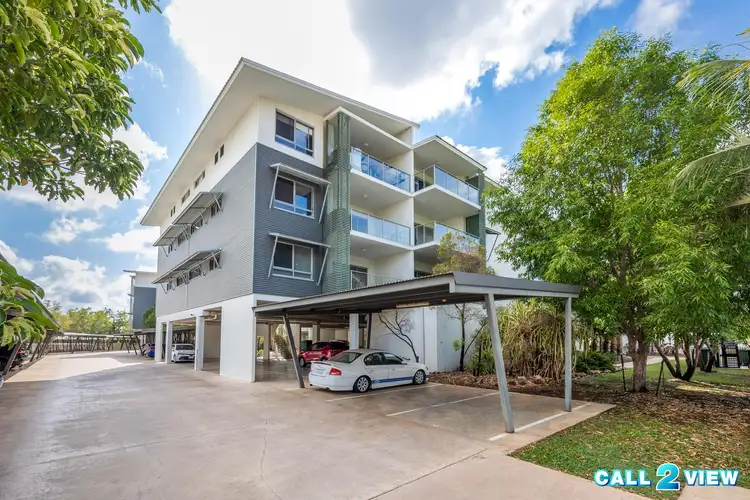15 Fairweather Crescent