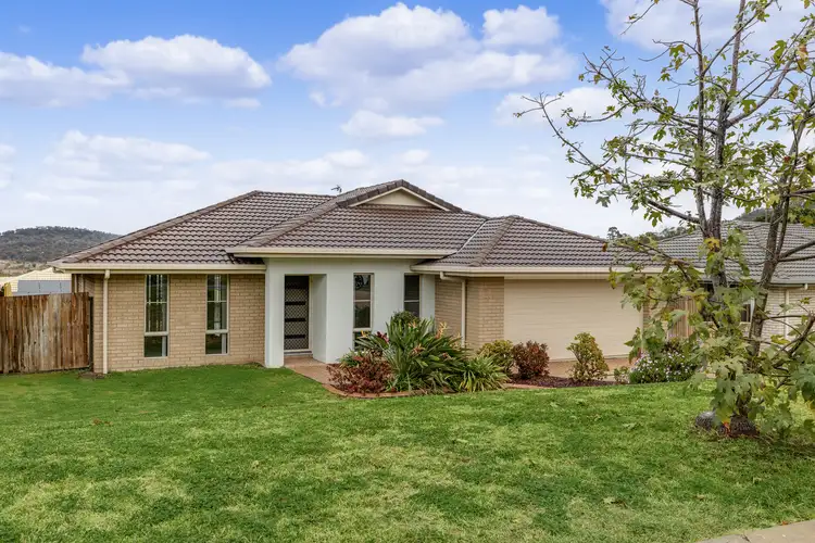 15 Paperbark Drive