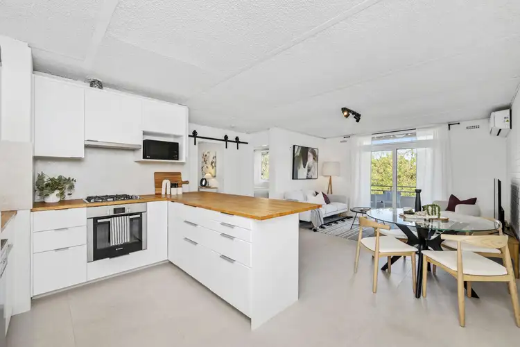 367 Stirling Highway