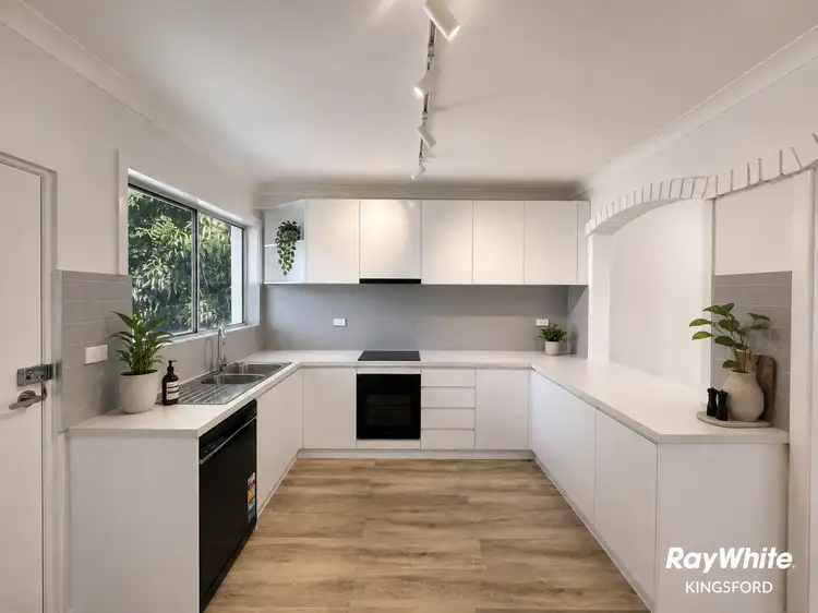 15 Murrabin Ave
