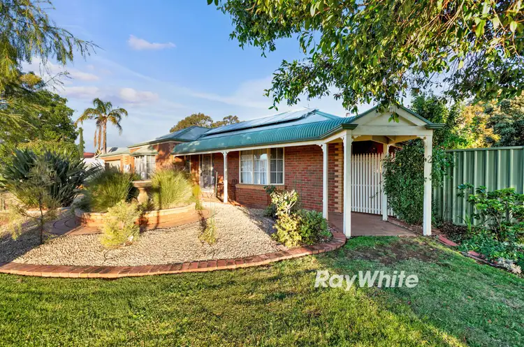 2 Wanera Way