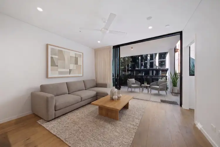 23 Mollison Street