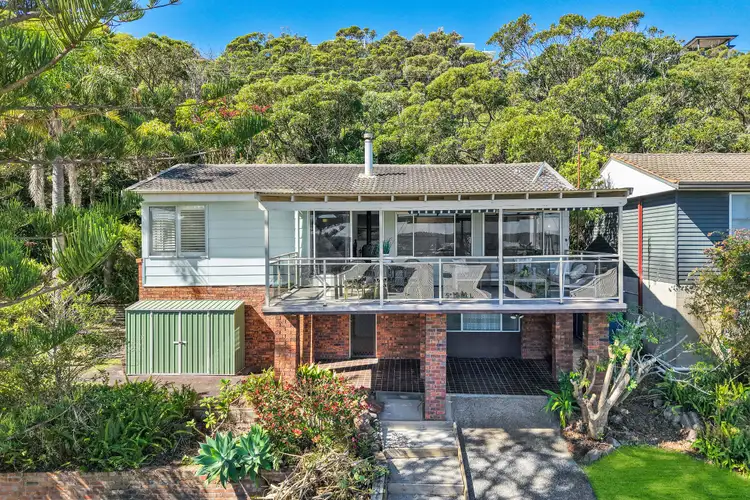 108 Del Monte Place