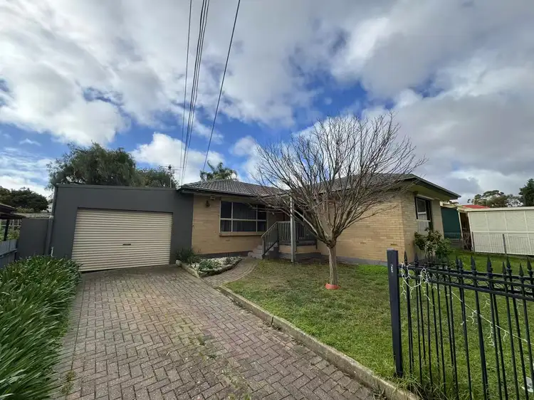 12 Kildonan Avenue