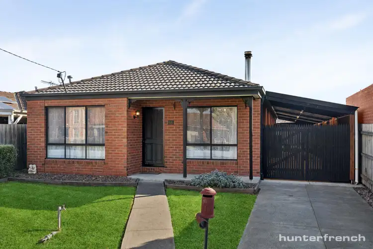 16 Gibson Court