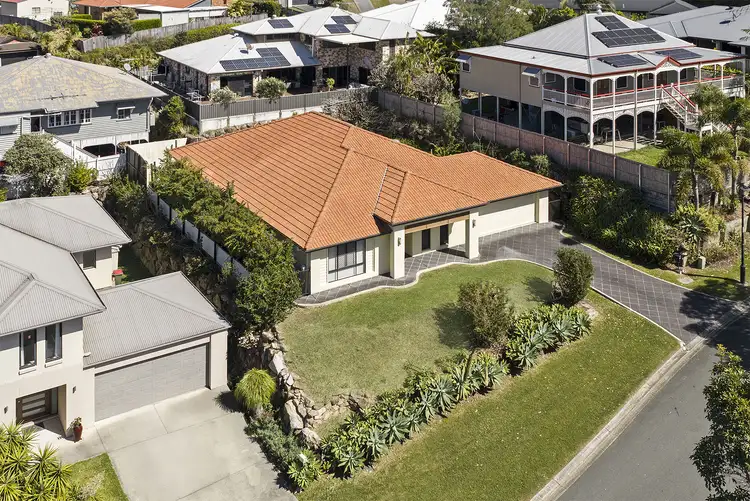 8 Ironbark Circuit