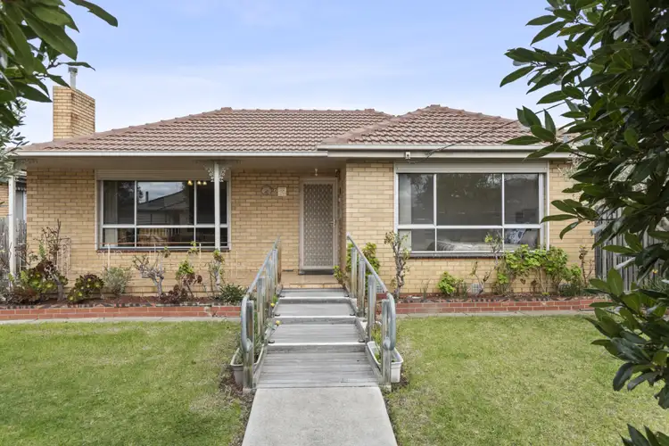27 Alicia Street