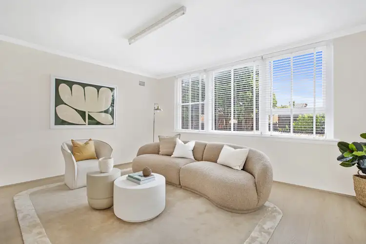 11A The Avenue