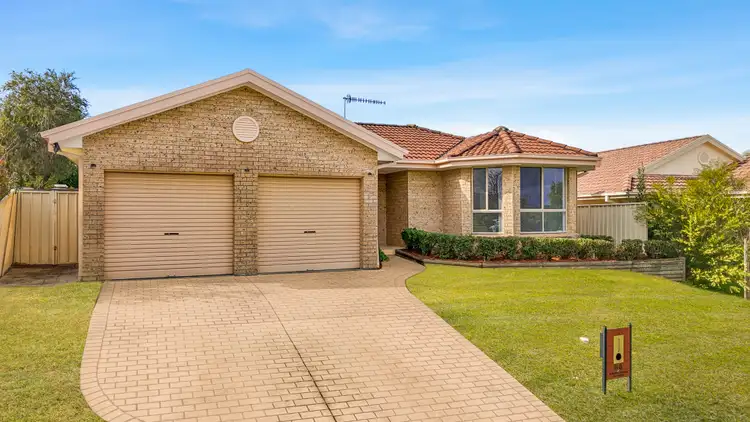 58 White Swan Avenue