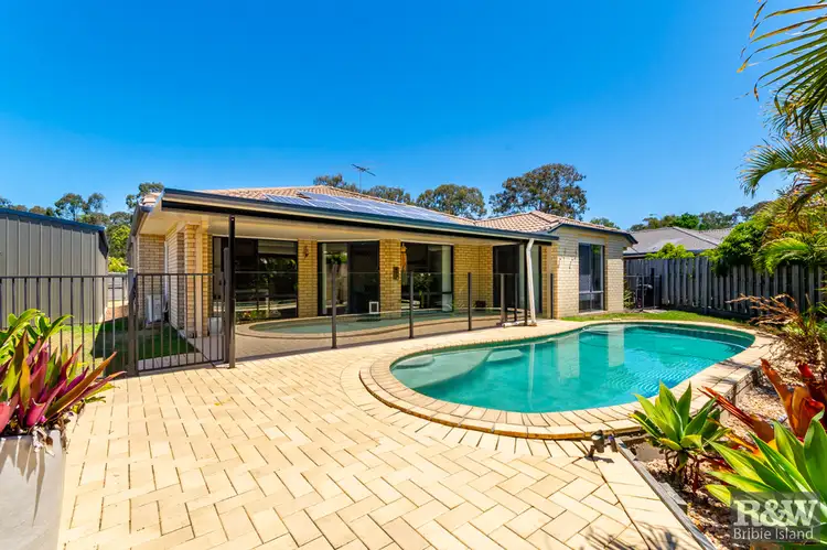 314 Bestmann Road, Sandstone Point QLD 4511