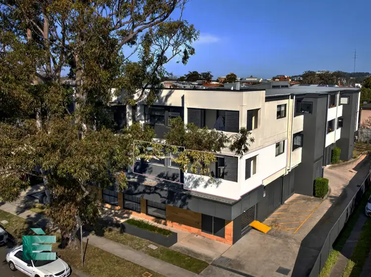 102/37 Donald Street