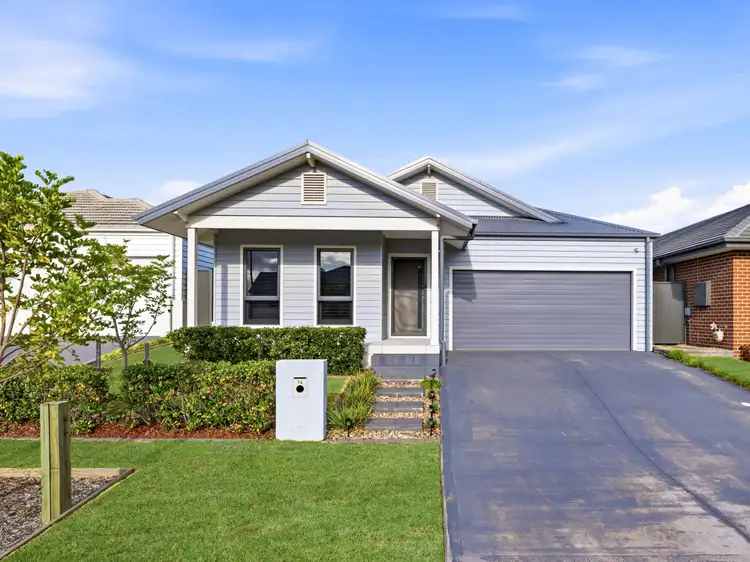 14 Pascoe Street
