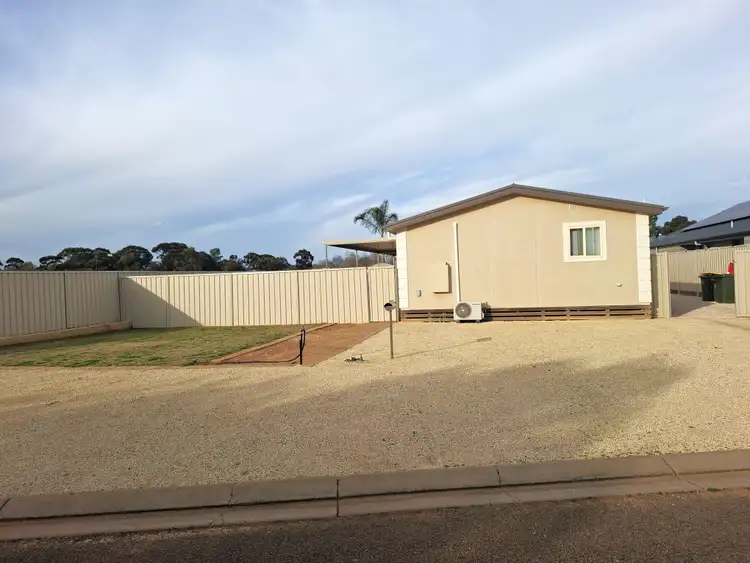 12 Eyre Street