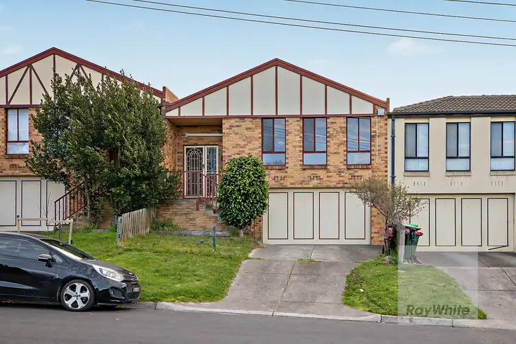 12 Norris Crescent