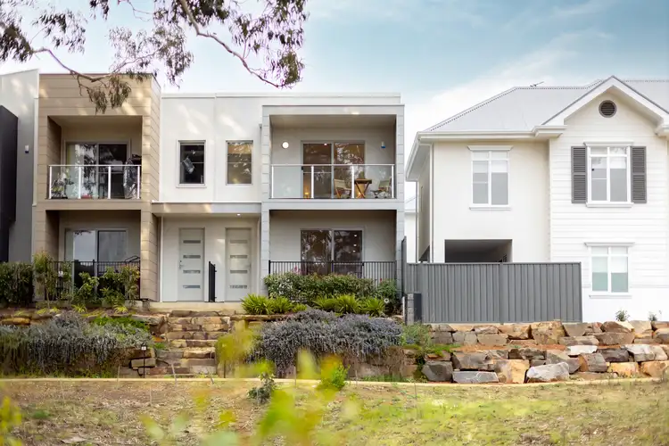 14 Scott Way