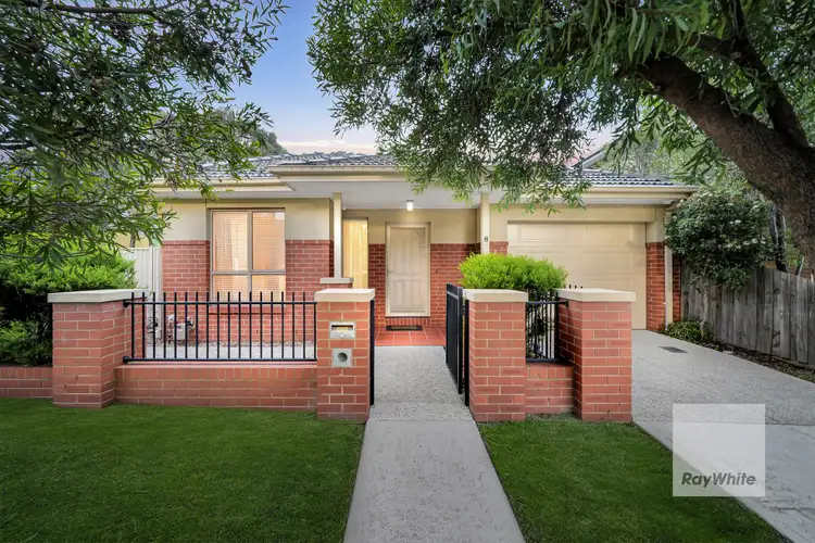 8 Grace Street