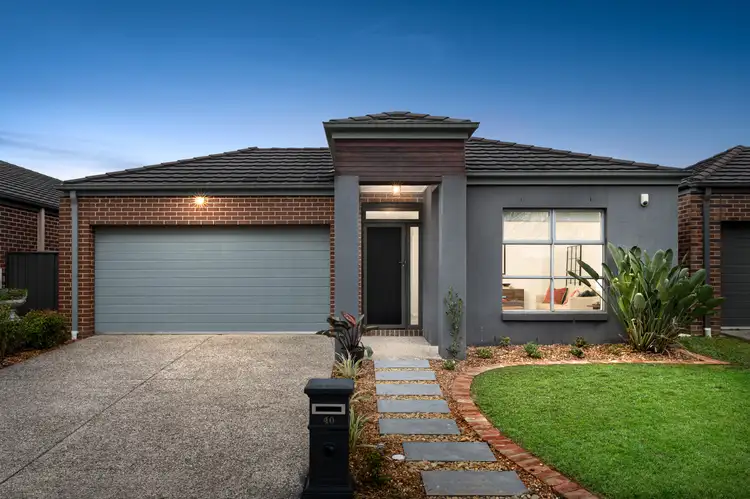 40 Mount Eccles Way
