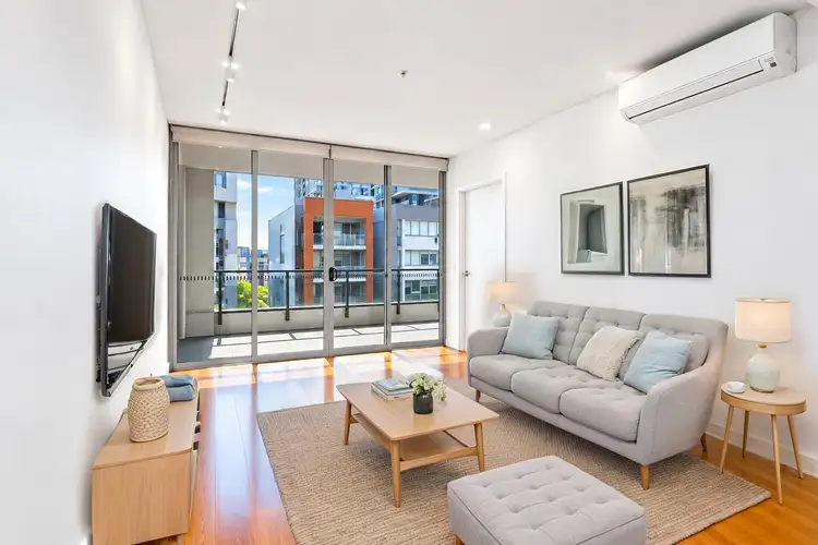 14/2-8 James St