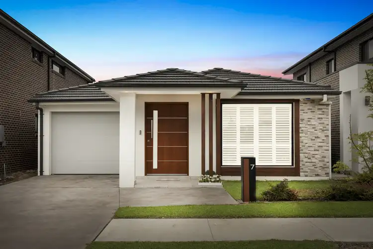 7 Firefly Street