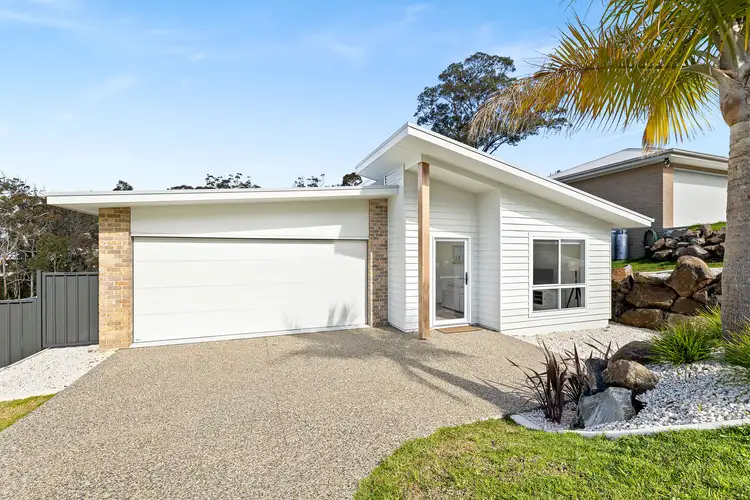 10 Currawong Cres