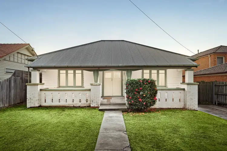 41 Latrobe Street