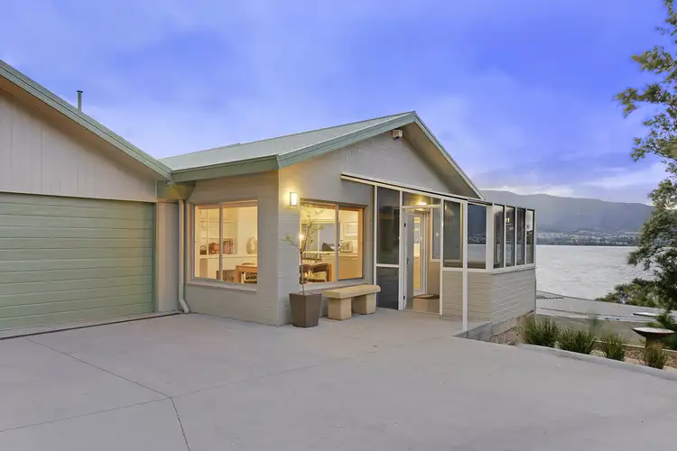 79 Otago Bay Road