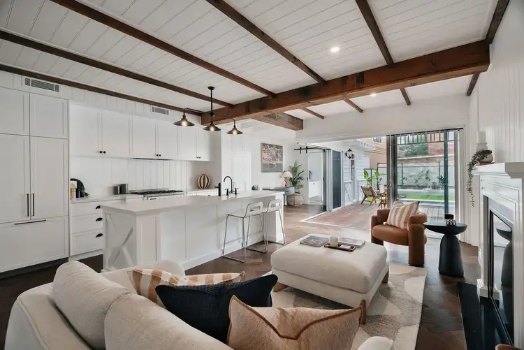134 Booker Bay Road