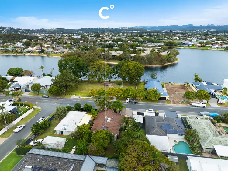 37 Honeyeater Drive