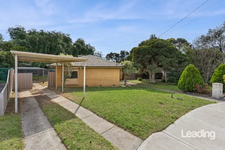 7 Crosby Close