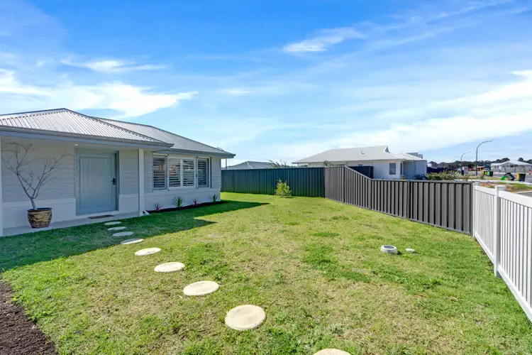 23 Abelia Avenue