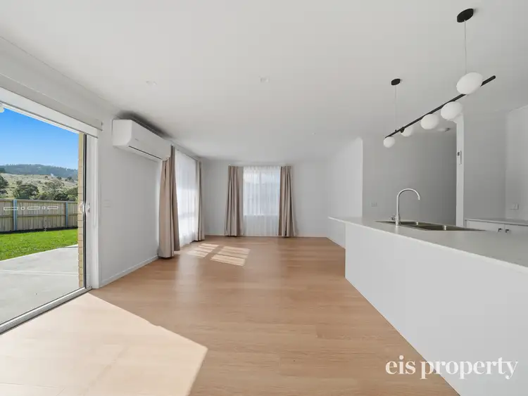 73 Hallett Drive, Rokeby TAS 7019