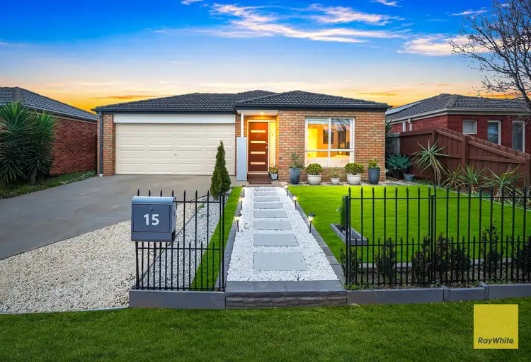 15 Arthur Close