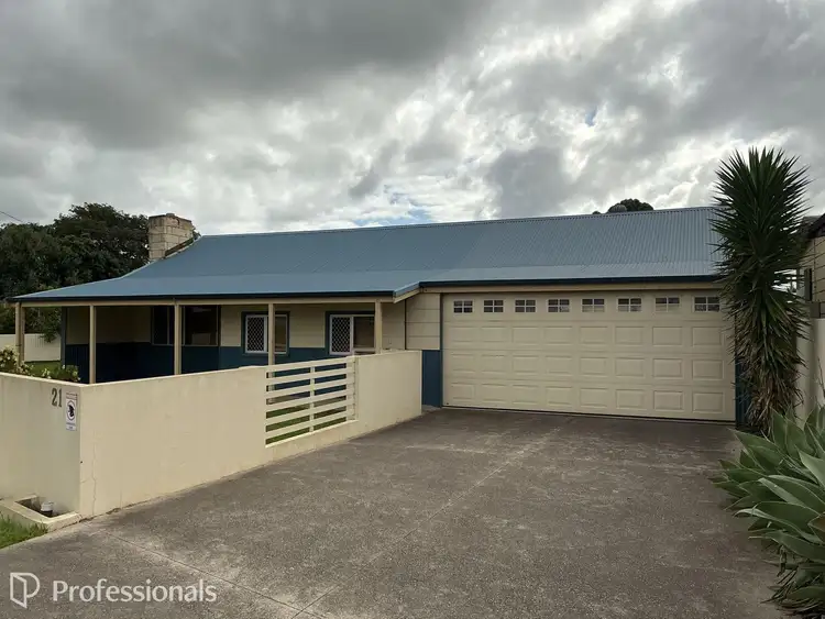 21 Heenan Street