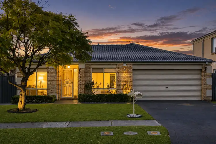 15 Dalmeny Drive