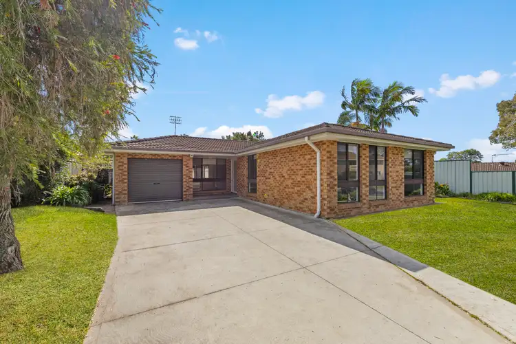 1 Christopher Crescent