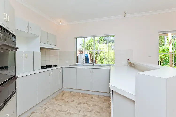 1/60 Ord Street
