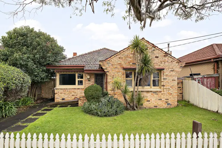 12 Ryan Street