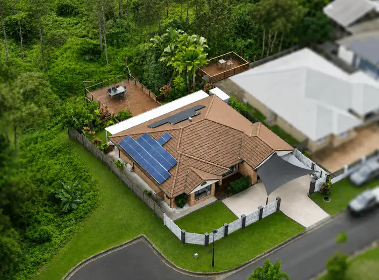 15 Waverley Park Close