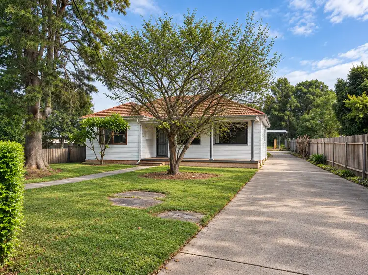 15 Largs Avenue