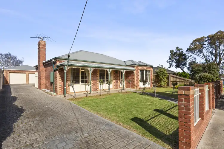 13 Ainslie Avenue
