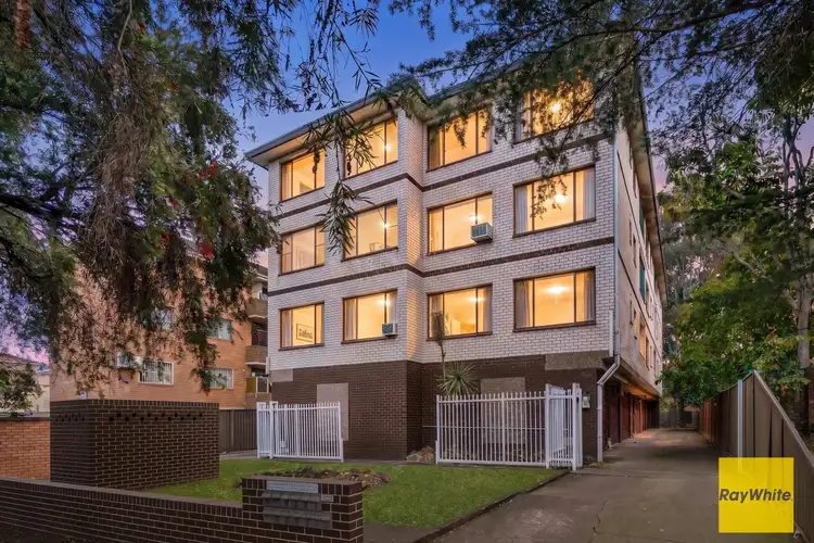 13 Acacia Street