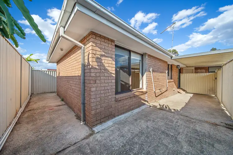 6a Triten Avenue