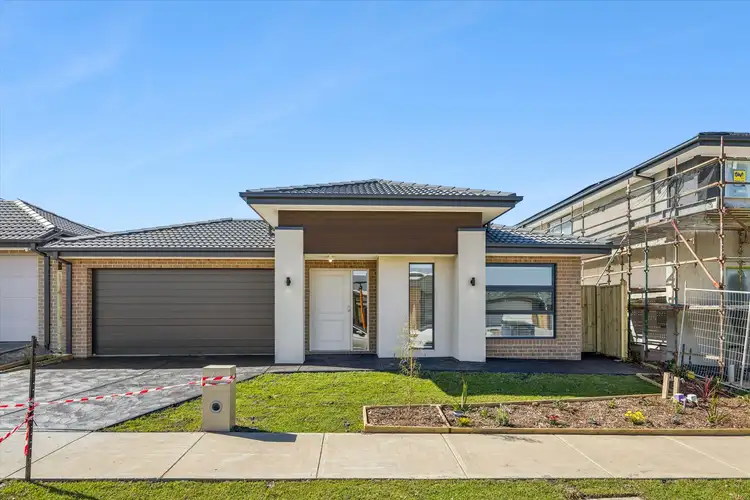 75 Grevillea Circuit