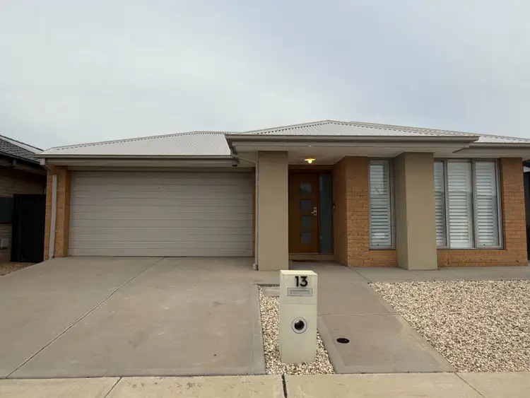 13 Coronado Crescent