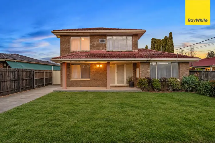 8 Thomas Avenue