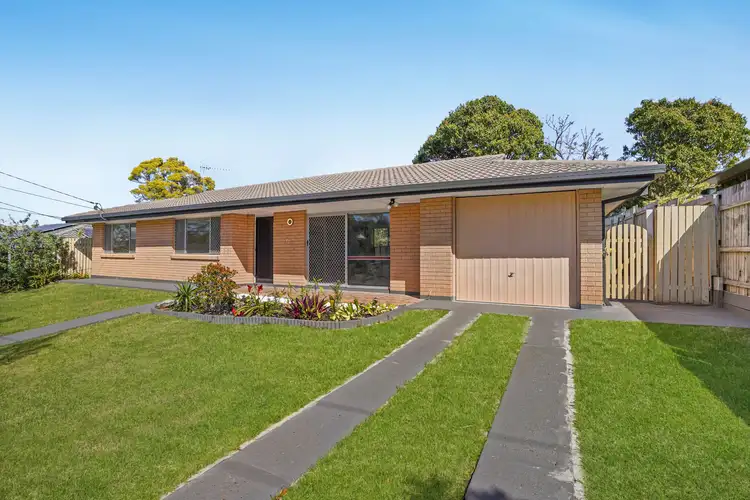 42 Narrawong Street