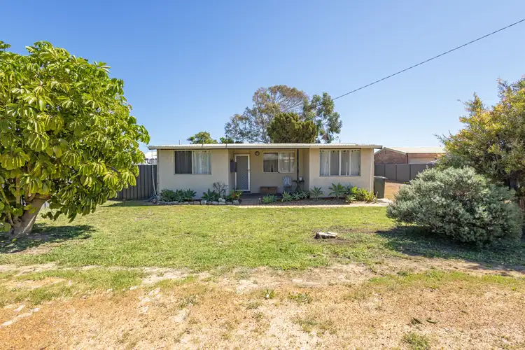 11 Tuart Street