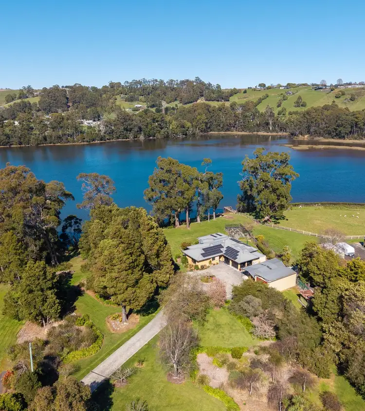 5 Grange Court