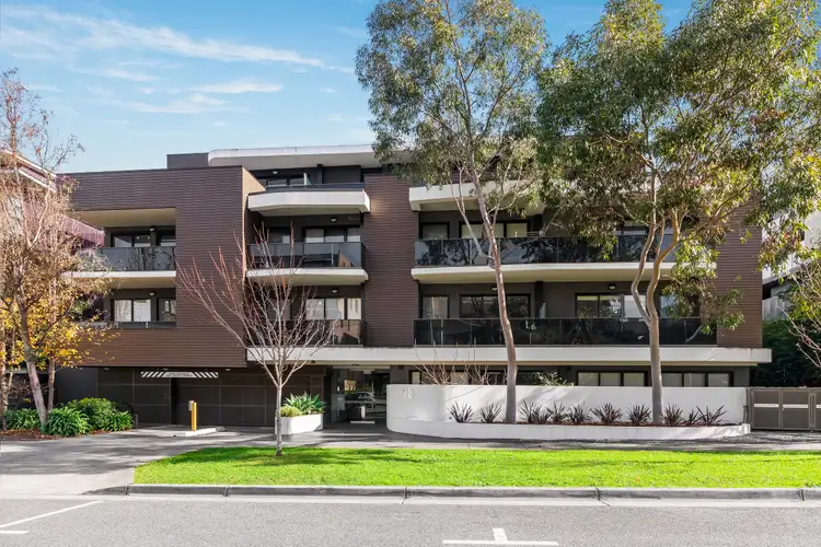 303/18 Queen Street