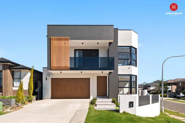 6 Arnott Avenue